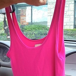 NWT Hollister tank